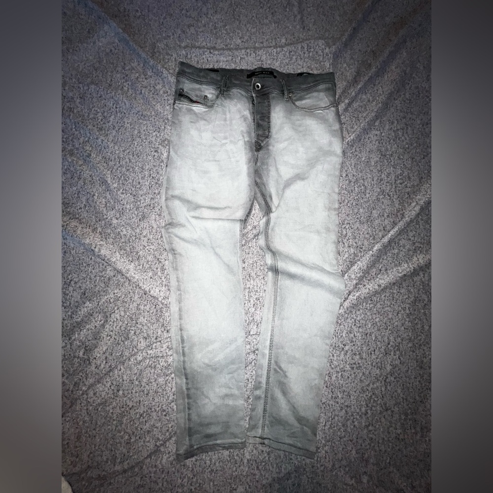 Diesel Tepphar slim-carrot fit men's jeans in a grey wash size 36